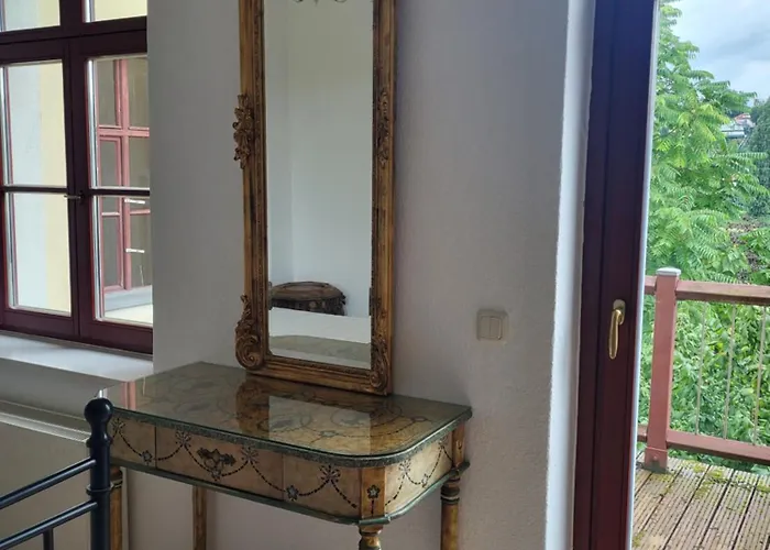 Appartement Im Herzen Der Historischen Altstadt Mit Elbblick Und Balkon