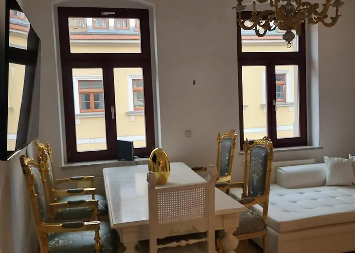 Appartement Im Herzen Der Historischen Altstadt Mit Elbblick Und Balkon